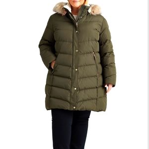 Ralph Lauren Plus Size Faux-Fur-Trim Hooded Puffer Coat.  Size 2X